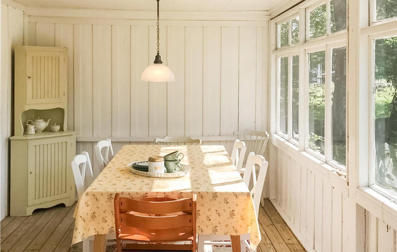 Amazing Home In Faerjestaden With Kitchen Esterno foto